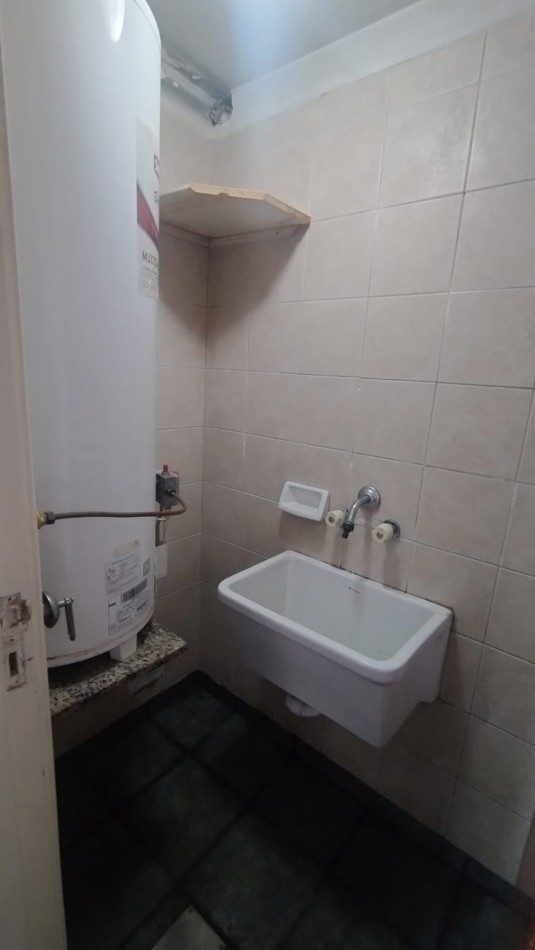 ALQUILO CHALET 5 AMBIENTES