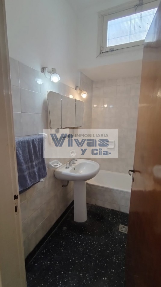 CHALET PLANTA BAJA 3 AMBIENTES CON GARAGE