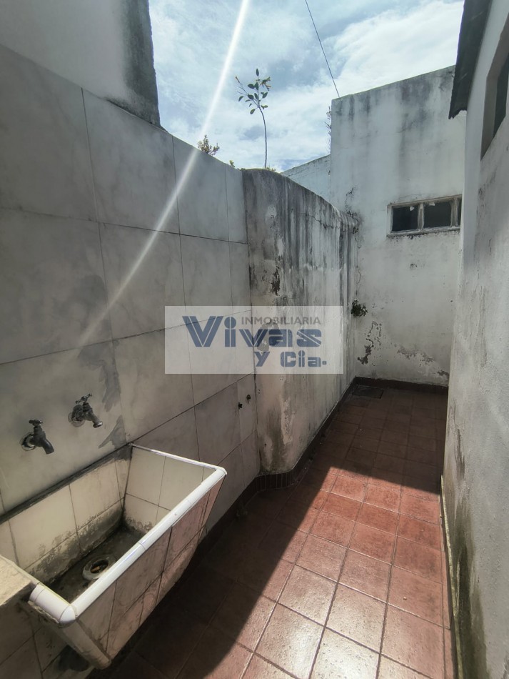 PH FRENTE 4 AMBEINTES CON PATIO