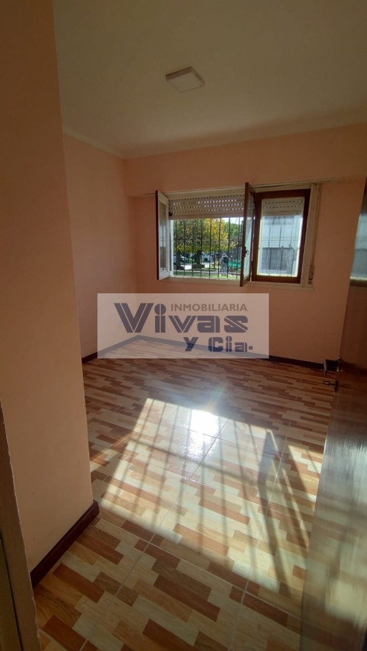CASA 4 AMBIENTES C/ RECICLADO PARCIAL