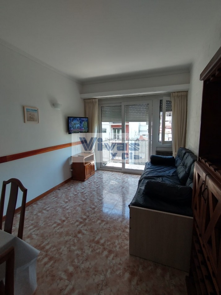 DEPARTAMENTO 2 AMBIENTES A LA CALLE