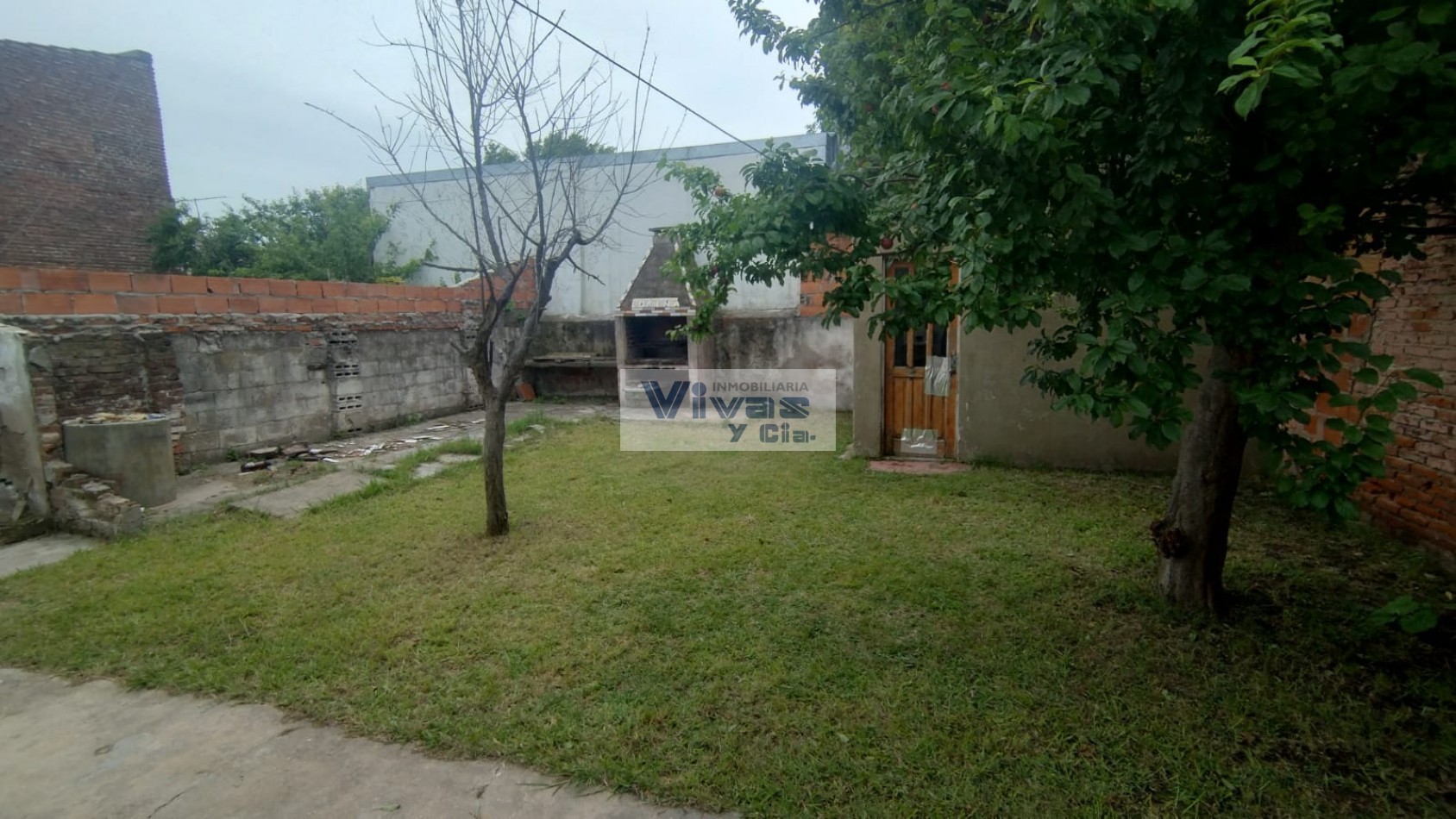 VIVIENDA 3 AMBIENTES CON PARQUE