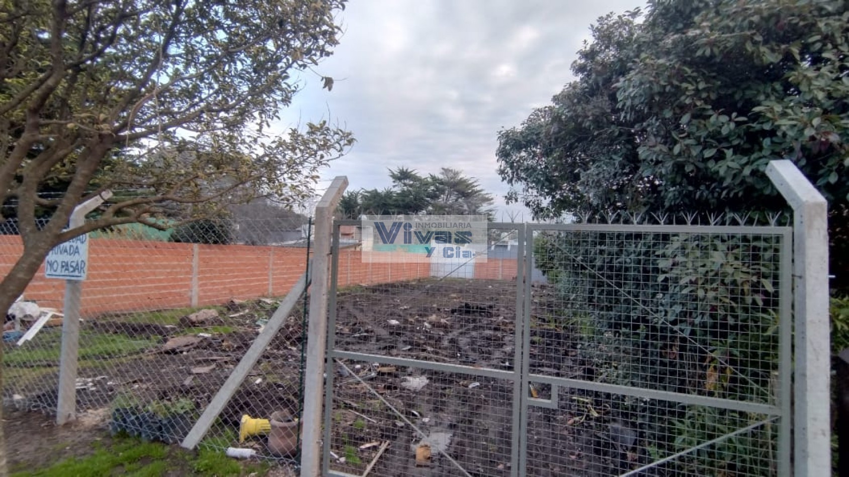 LOTE UNICO EN BARRIO ACANTILADOS