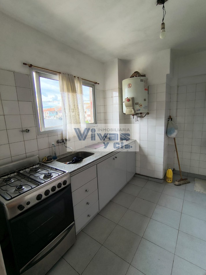 DEPARTAMENTO 4 AMBIENTES CON COCHERA