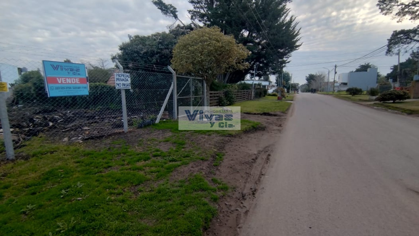 LOTE UNICO EN BARRIO ACANTILADOS