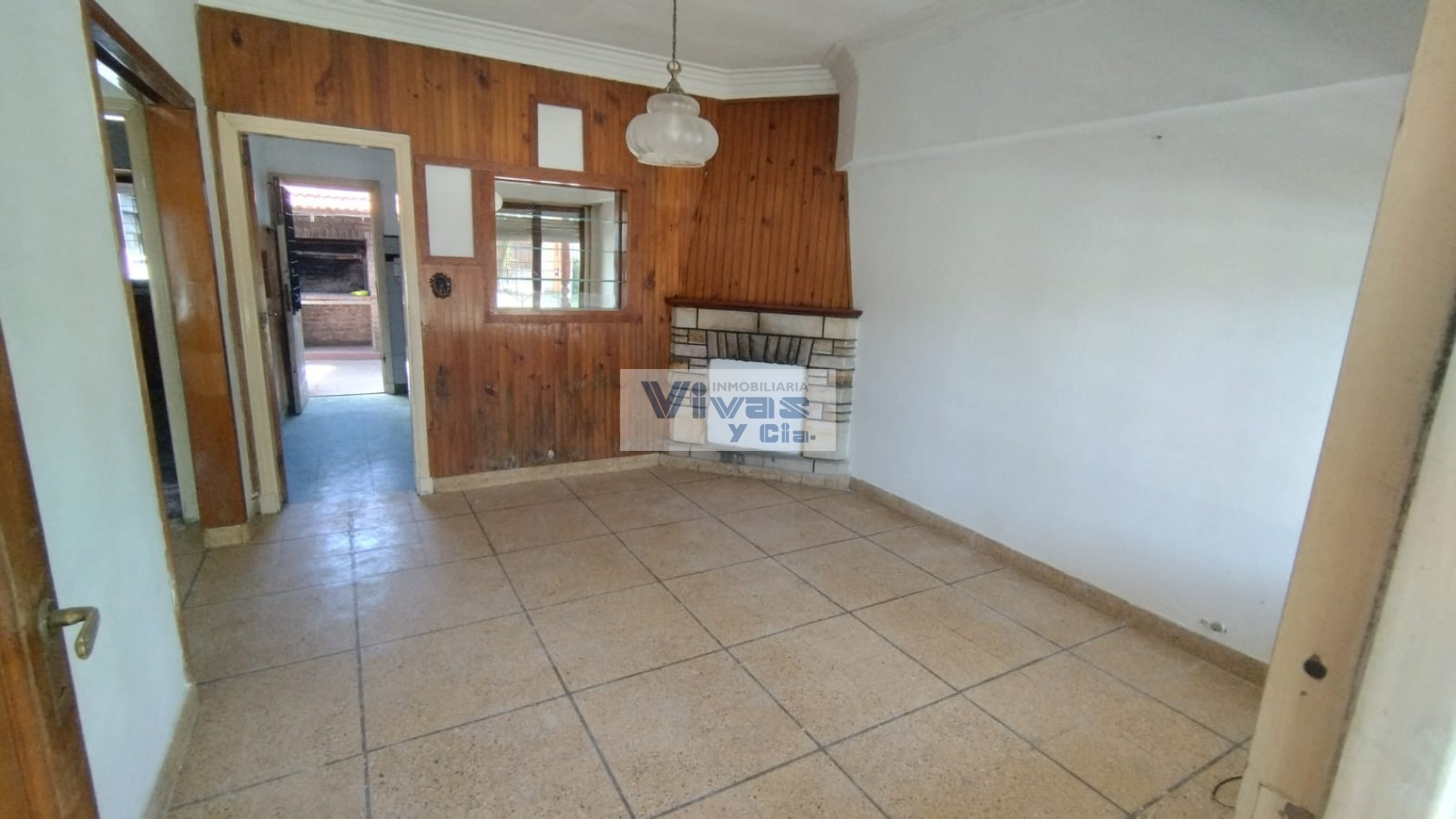 CHALET PLANTA BAJA 3 AMBIENTES CON GARAGE