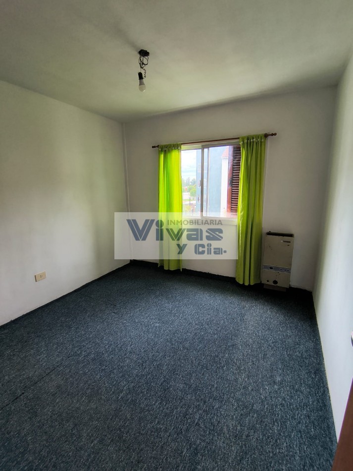 DEPARTAMENTO 4 AMBIENTES CON COCHERA