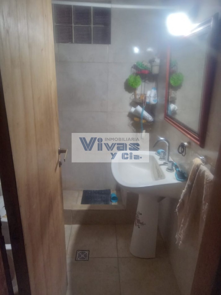 CHALET 3 AMBIENTES CON GARAGE Y QUINCHO