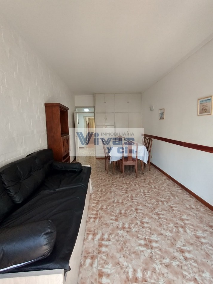 DEPARTAMENTO 2 AMBIENTES A LA CALLE