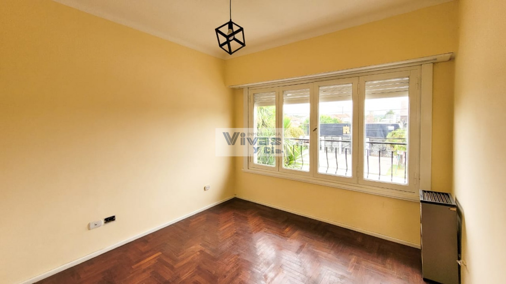 CHALET EN ALQUILER P/USO PROFESIONAL