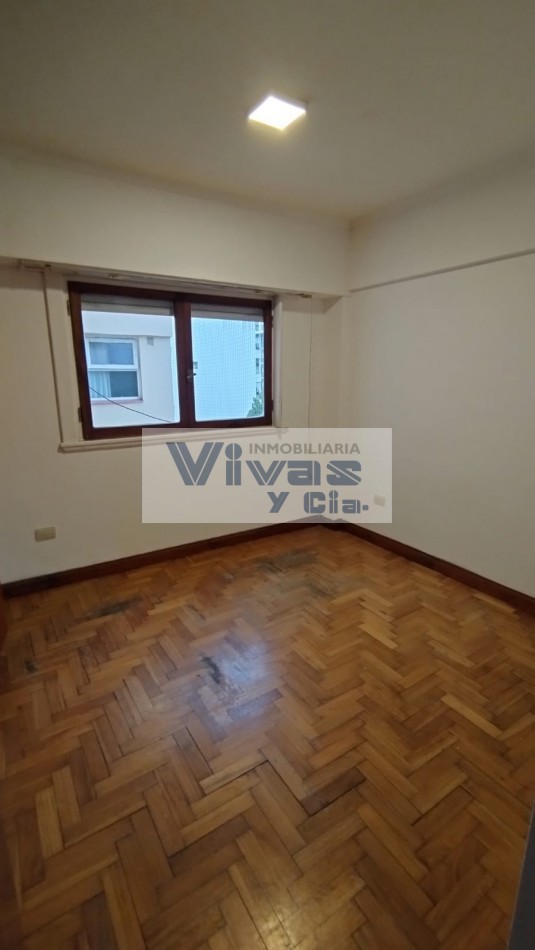 DEPARTAMENTO 3 AMBIENTES CON BALCON Y BAULERA