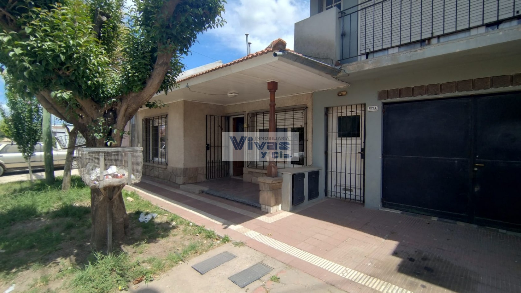 CHALET PLANTA BAJA 3 AMBIENTES CON GARAGE