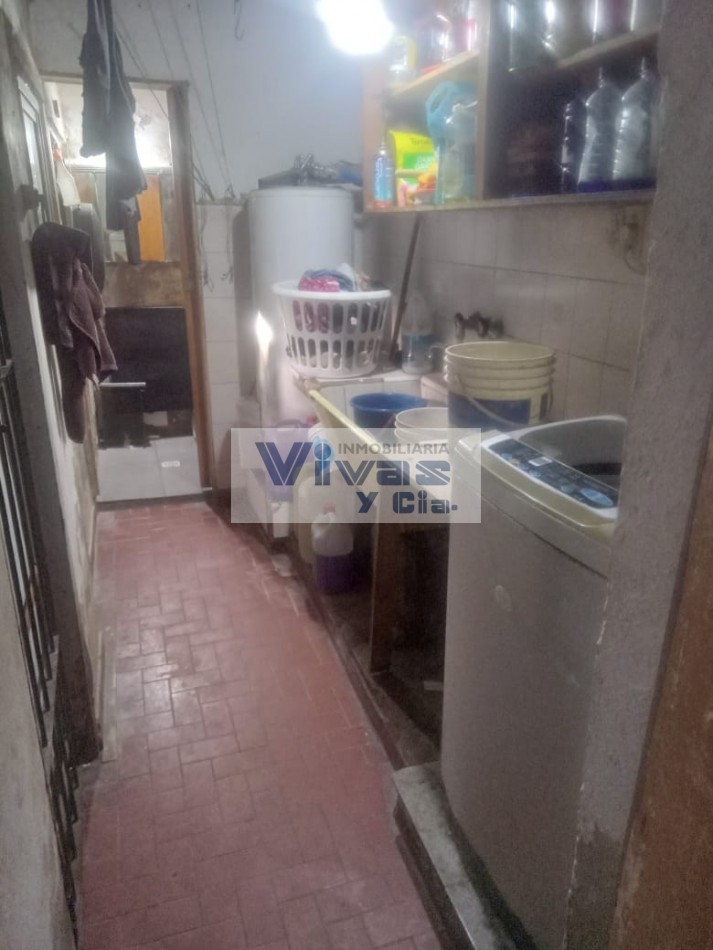 CHALET 3 AMBIENTES CON GARAGE Y QUINCHO