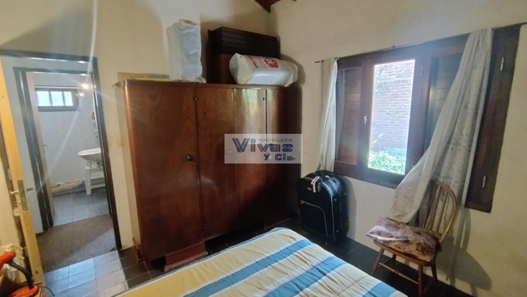 CHALET 3 AMBIENTES CON AMPLIO PARQUE