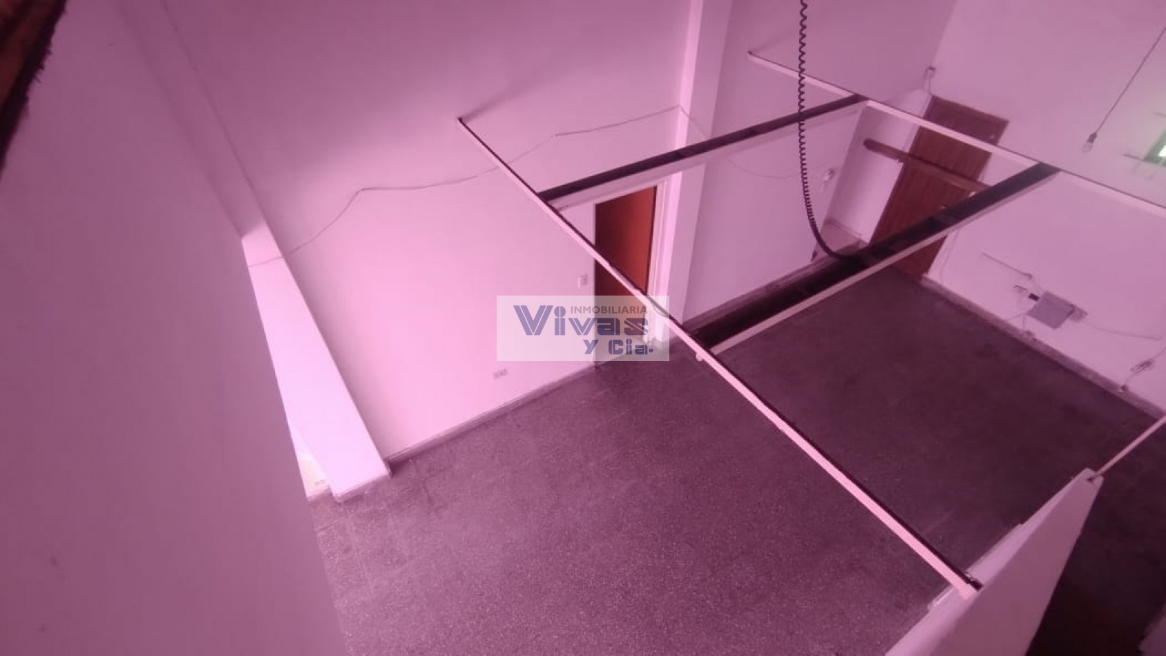 LOCAL EN ALQUILER SOBRE AVENIDA COMERCIAL