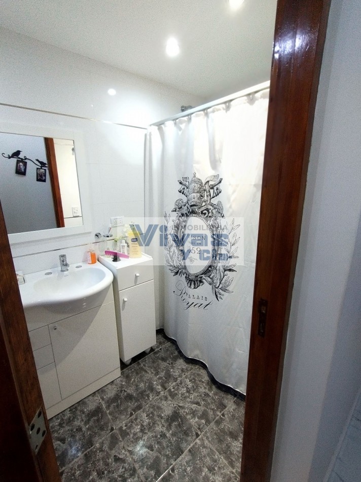 ESPECTACULAR DEPARTAMENTO 4 AMBIENTES RECICLADO!!