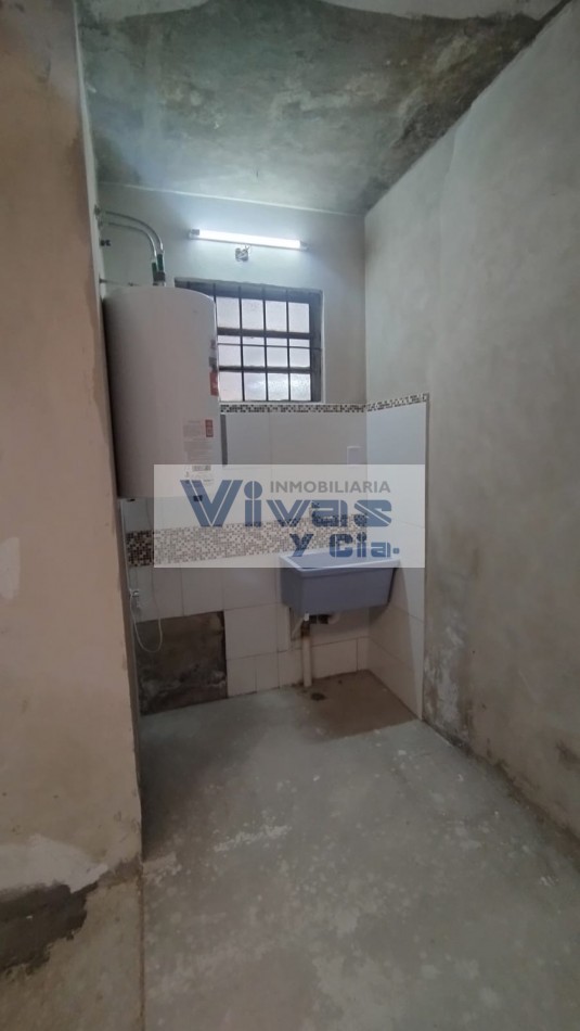 CASA 4 AMBIENTES C/ RECICLADO PARCIAL