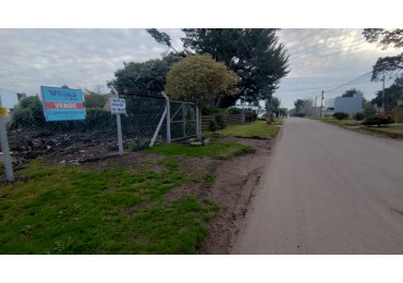 LOTE UNICO EN BARRIO ACANTILADOS